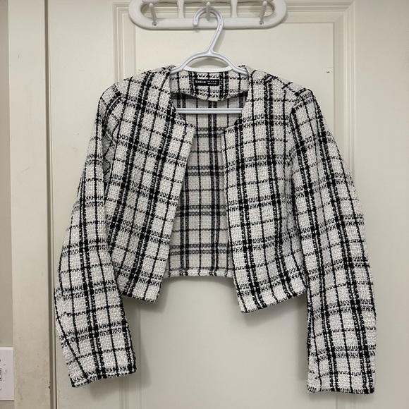 2 piece skirt blazer set size Medium - Picture 2 of 2